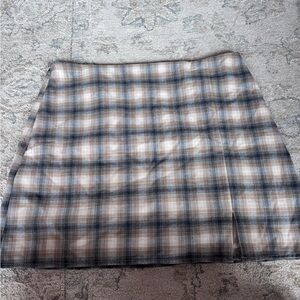 Old Navy Plaid Mini Skirt in Beige and Navy